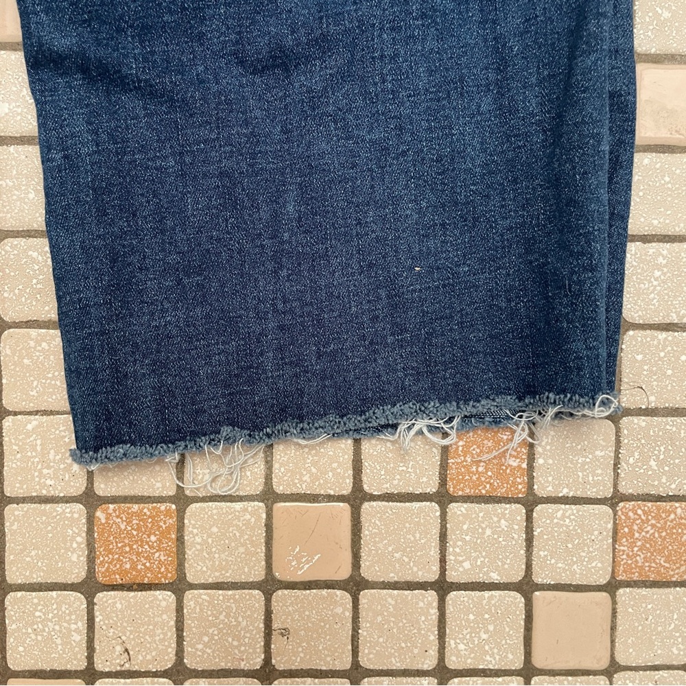 Lucky Brand Dark Blue Sweet Mid Rise Boot Leg Jeans SZ 8 - Picture 4 of 9